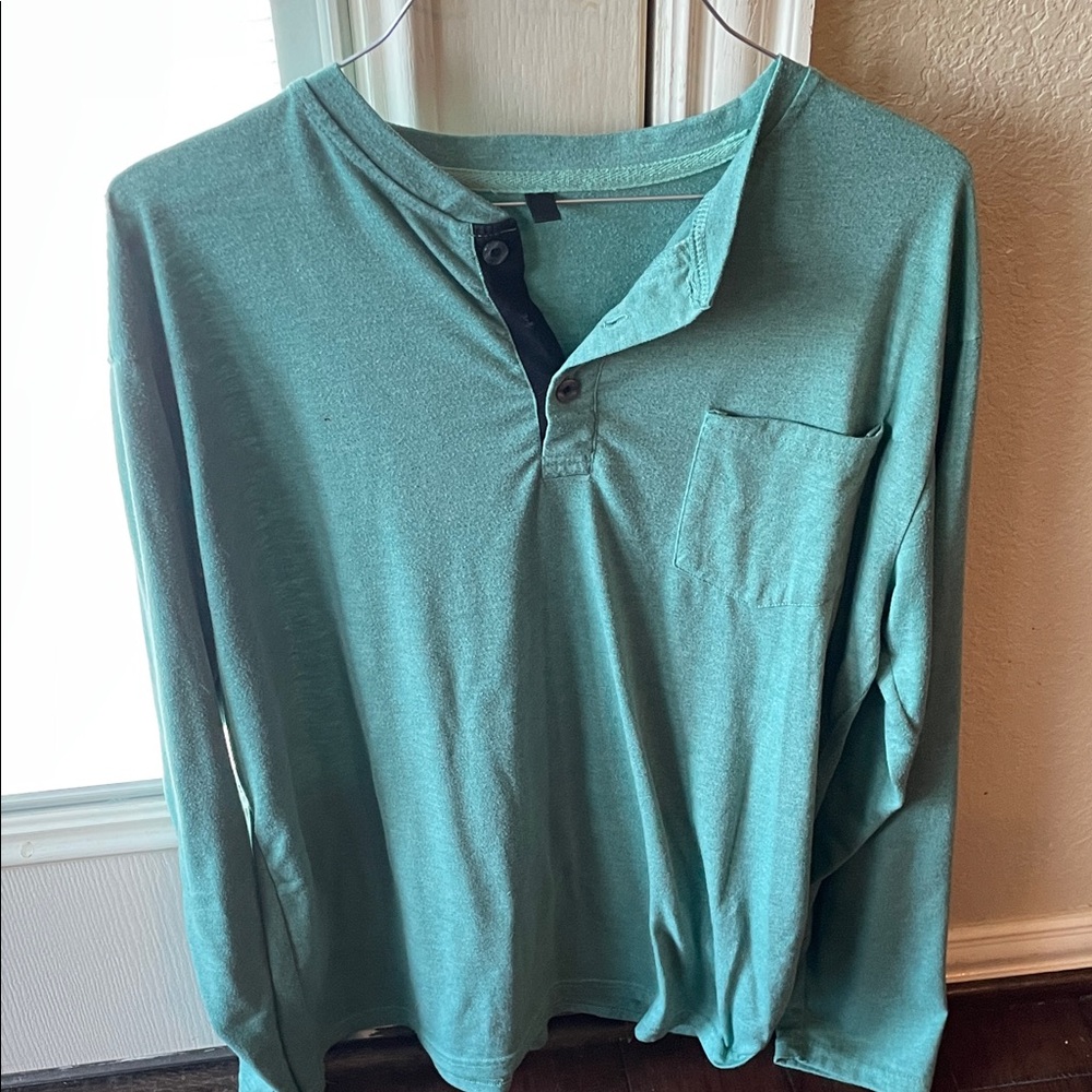 Men's Green Long Sleeve Henley Shirt Men’s M